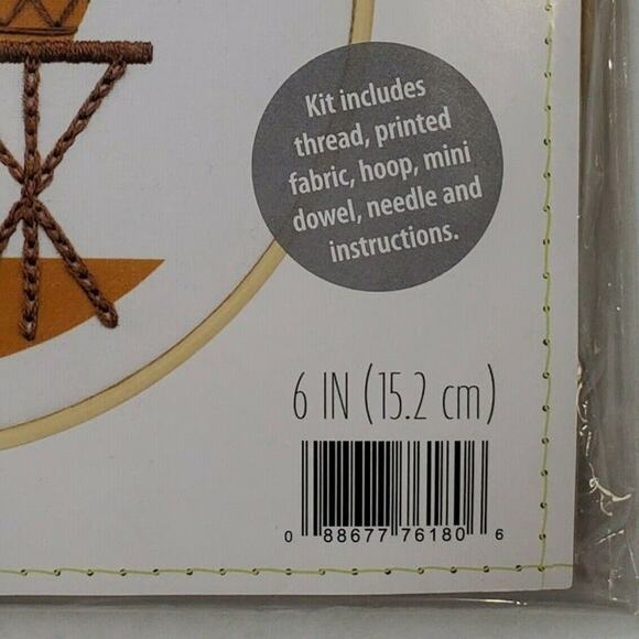 NWB Dimensions Cat and Plant Embroidery Kit with Supplies - Picture 3 of 4